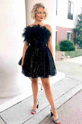 Black Homecoming Dress A-Line Strapless Prom Dress with Feathers
